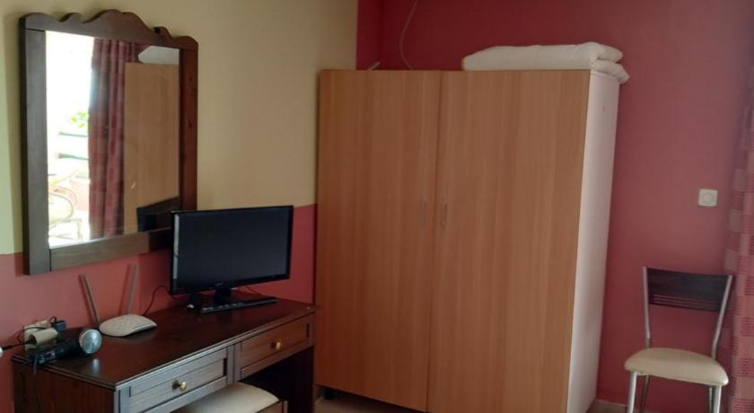 Bedroom 4, Dioni Studios & Apartments, Ionian Islands