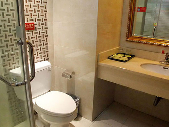 Bathroom 3, Vienna Hotel Jiangyin Yishan Road Branch, Wuxi