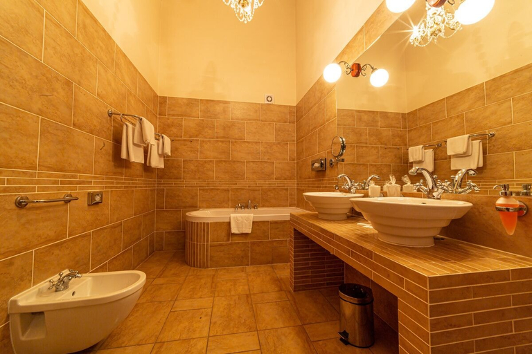 Bathroom 4, Chateau hotel Zbiroh, Rokycany