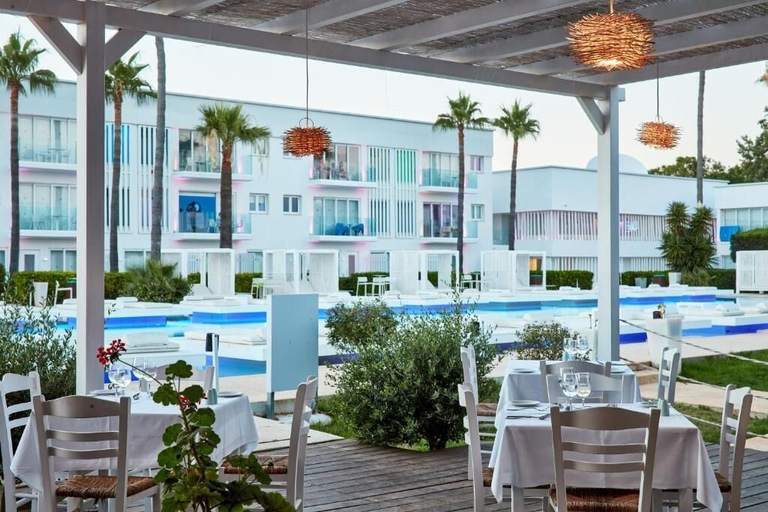 Food & Drinks 2, So Nice Beach Resort