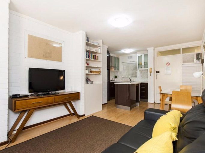 Rosalie 24, Subiaco