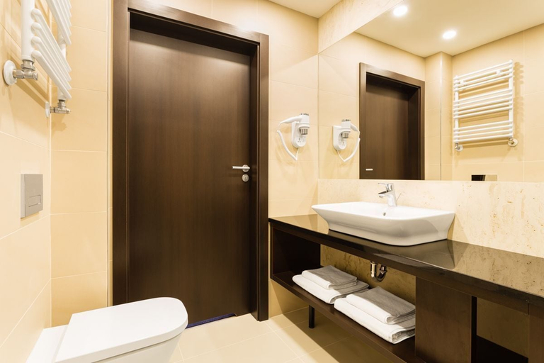 Bathroom 4, Hotel DeSilva Premium Poznań, Poznań City