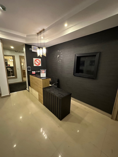 Others 4, Moz One Executive Guest Rooms-Tourggourt, AbujaMun