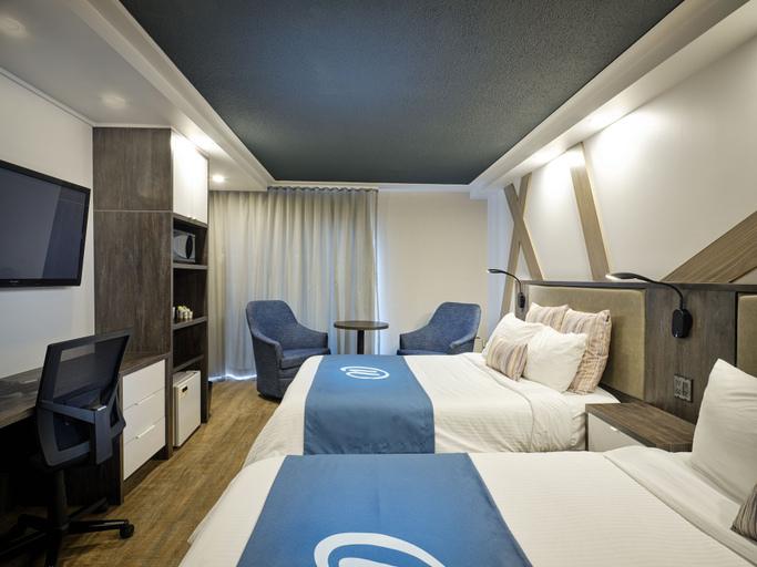 Bedroom 4, Hôtel Universel in Rivière-du-Loup, Rivière-du-Loup