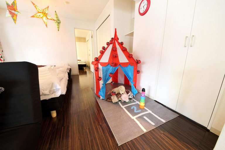 Bedroom 2, Studio Minamisenba 803, Osaka