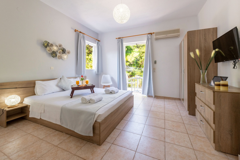 Bedroom 2, Faro Del Porto, Ionian Islands