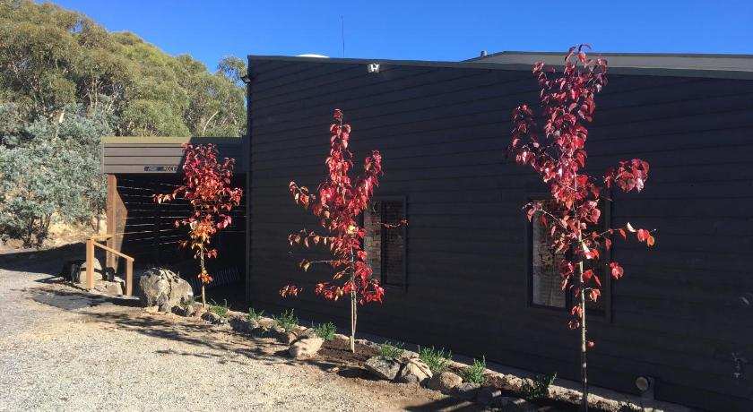 Exterior & Views 1, Altitude 1260, Snowy River