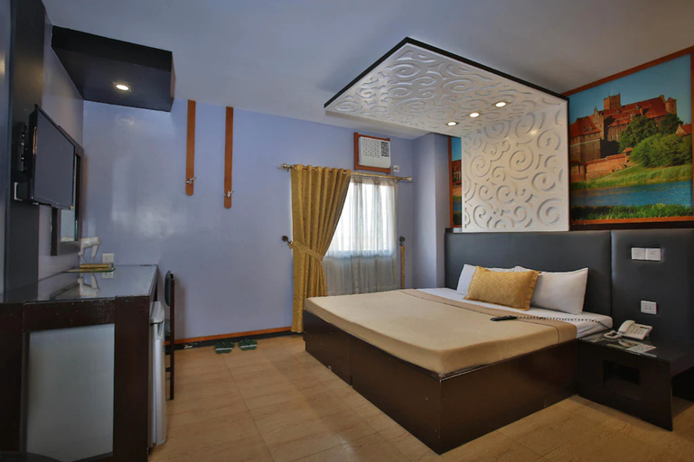 Bedroom 13