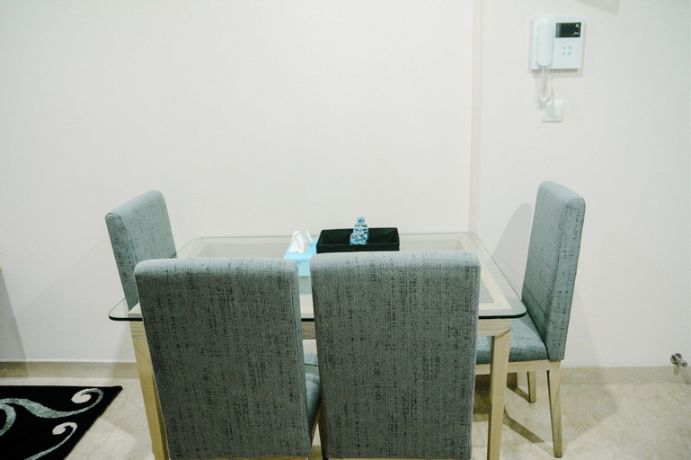 Dining Room 8