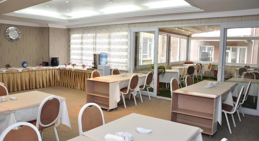 Food & Drinks 4, Agaoglu Otel, Merkez
