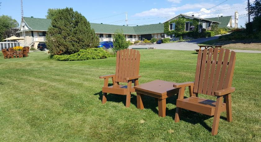 Others 4, Motel Lac St-Louis, Beauharnois-Salaberry