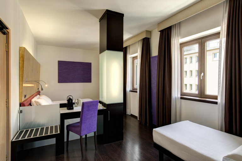 Bedroom 15