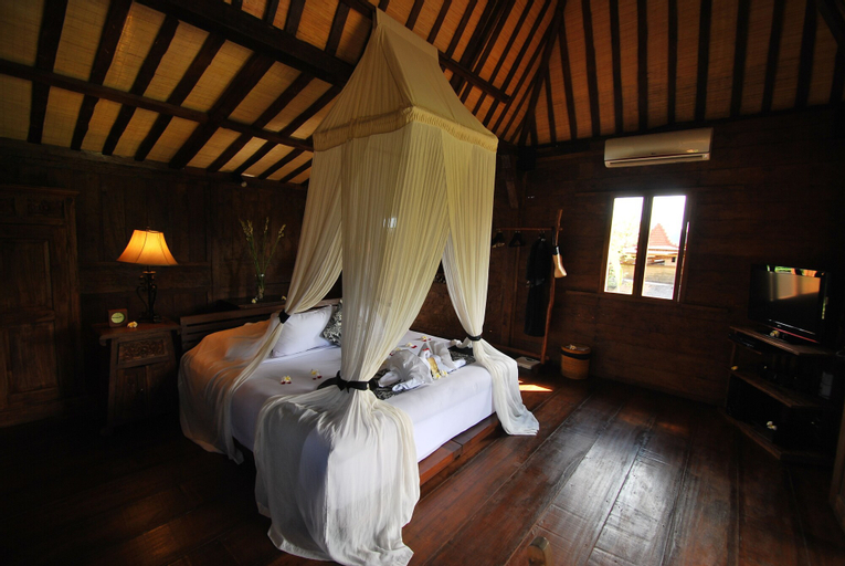 Bedroom 9
