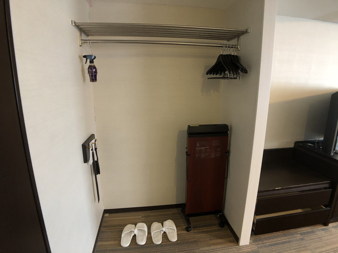 Amenities 24