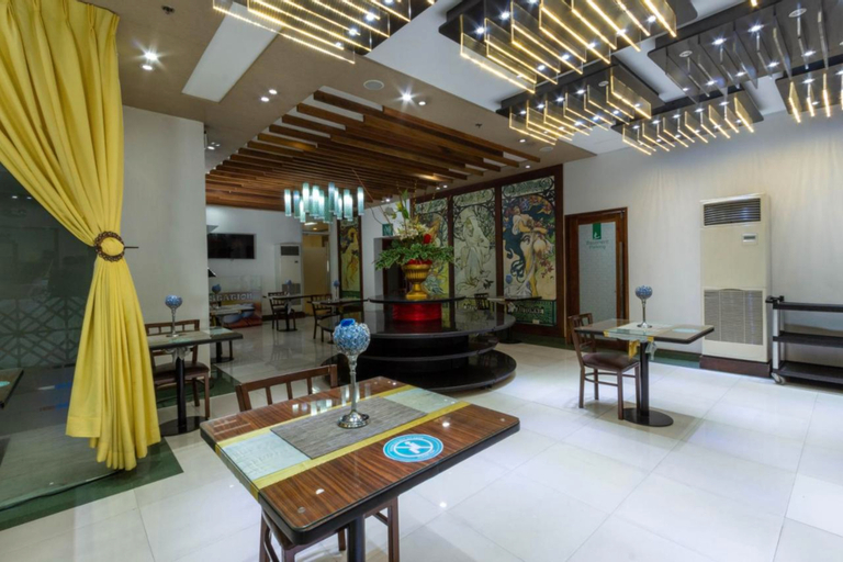 Public Area 5, Eurotel Vivaldi, Quezon City