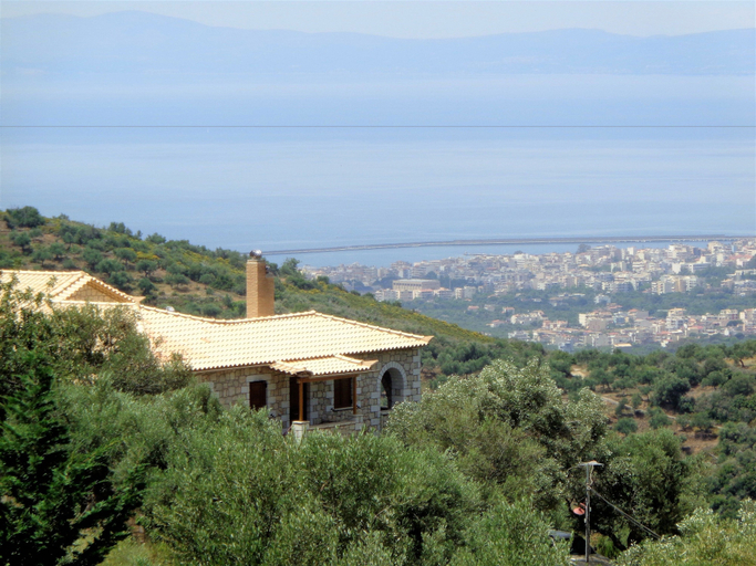Others 1, Menina Farm, Peloponnese