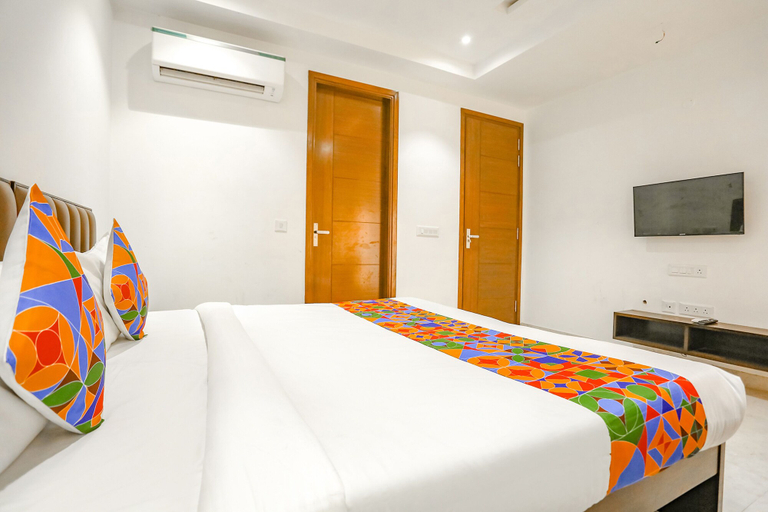 Bedroom 2, Fabexpress Aerosky Deluxe, Delhi