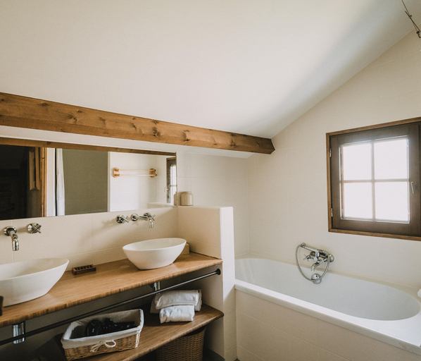Bathroom 5, Le Domaine de Petiosse, Landes