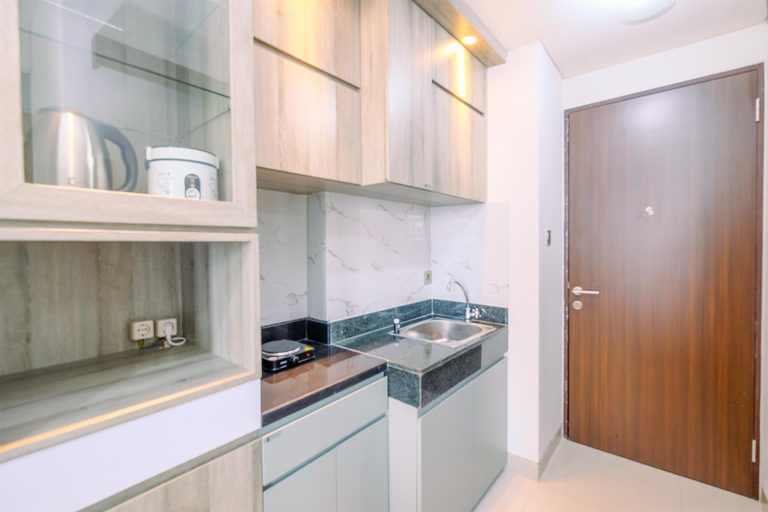 Others 4, Cozy Stay Studio at Transpark Cibubur Apartment By Travelio, Depok