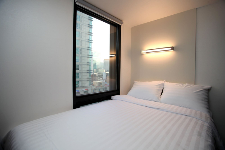 Bedroom 4, KSTAR Metro Hotel, Jung