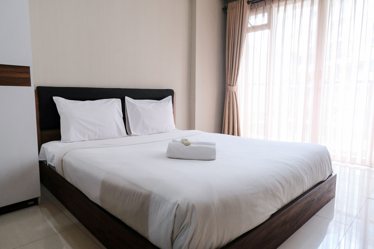 Bedroom 2, Comfortable Studio Apartment at Gateway Pasteur By Travelio, Bandung