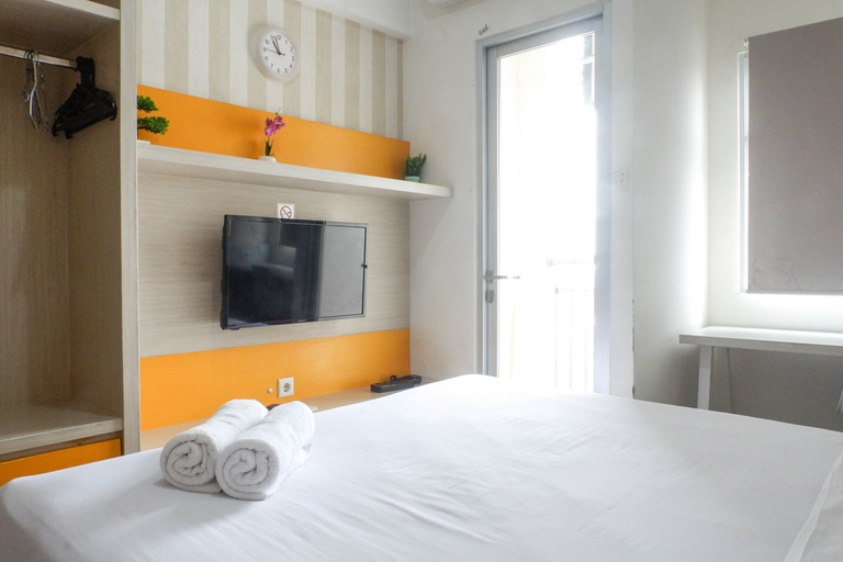 Bedroom 2, Stylish Studio Apartment at Gunawangsa Merr By Travelio, Surabaya