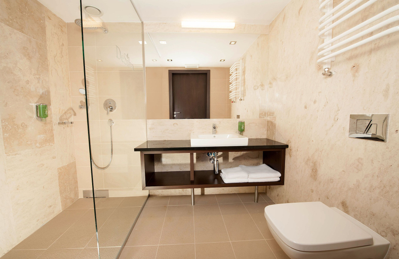 Bathroom 4, Hotel DeSilva Premium Poznań, Poznań City