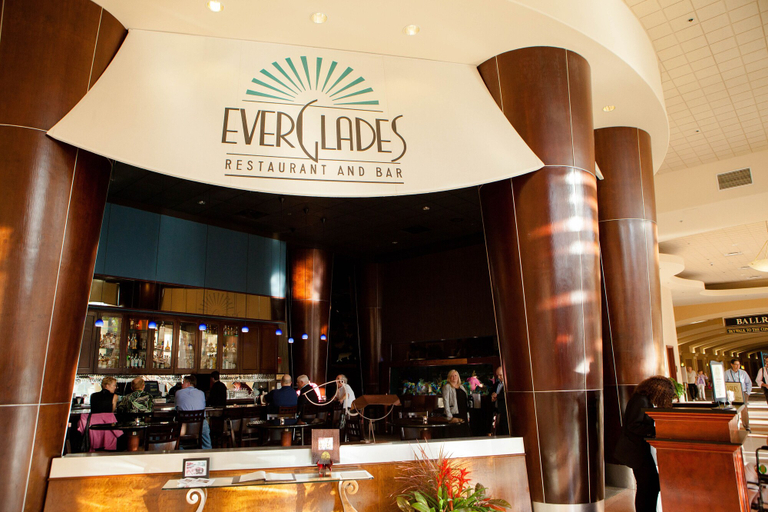 Food & Drinks 5, Rosen Centre Hotel, Orange