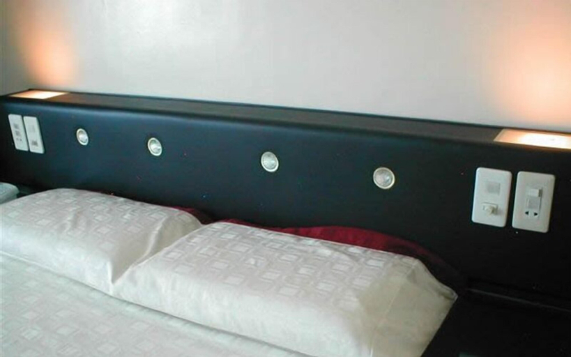 Bedroom 6
