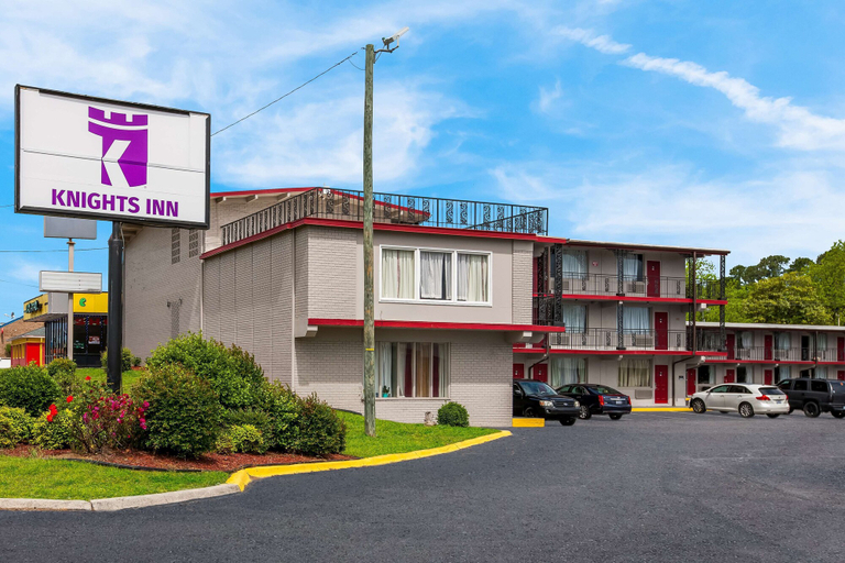 Exterior & Views 3, Knights Inn Fayetteville, Cumberland