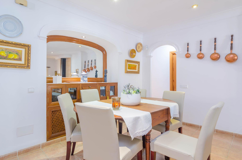 Food & Drinks 4, Casa Garonda - Villa With Private Pool In Cala Pi, Baleares