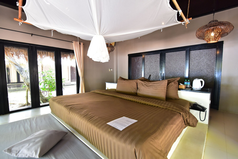 Bedroom 8