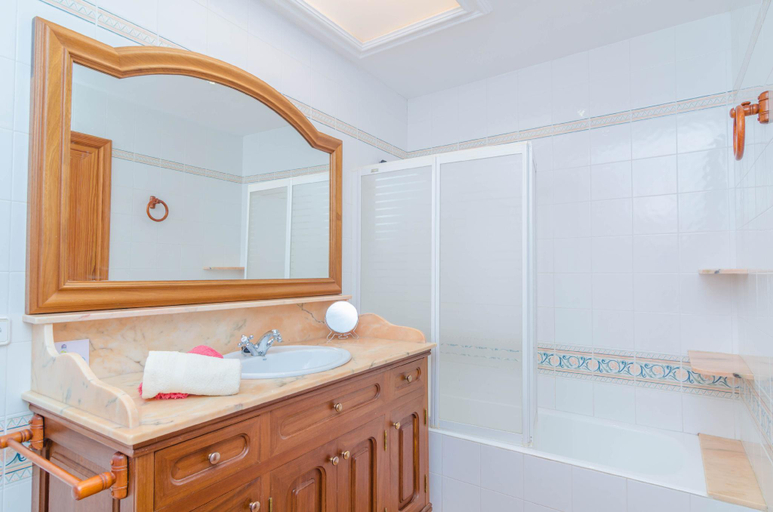 Bathroom 3, Casa Garonda - Villa With Private Pool In Cala Pi, Baleares
