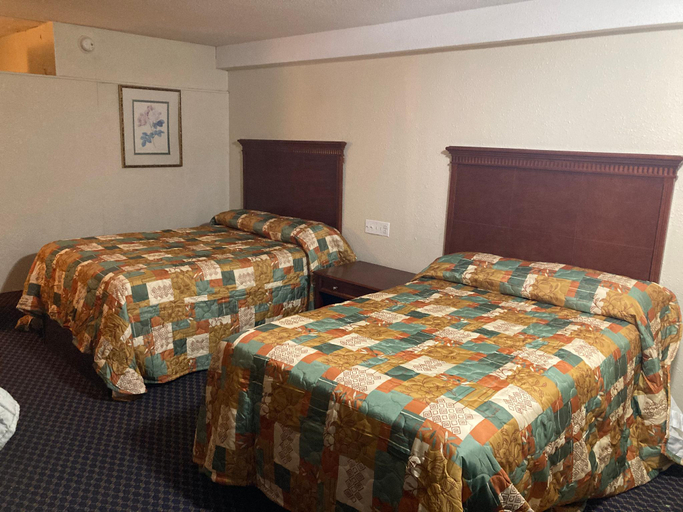 Bedroom 3, Travel Inn , Petersburg