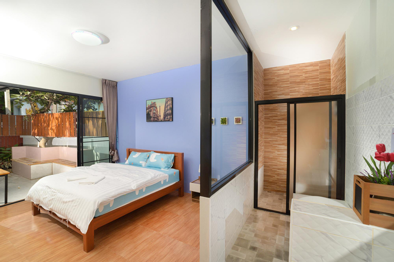 Bedroom 16