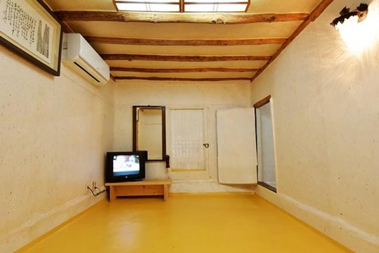 Others 3, Jeongseon Gariwangsan Story Pension, Jeongseon