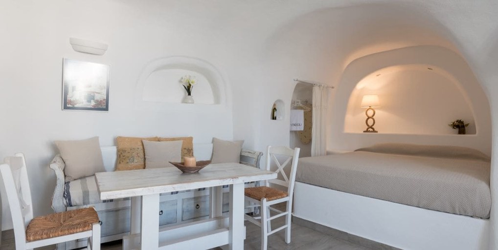 Bedroom 4, Strogili Traditional Houses, South Aegean