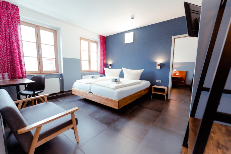 Others 5, Restaurant und Pension Alberthafen, Dresden