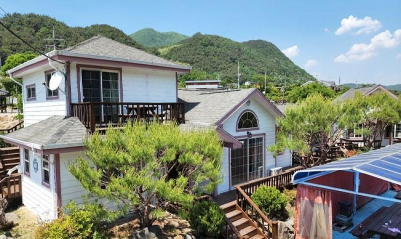 Exterior & Views 1, Danyang Liberty Pension, Danyang