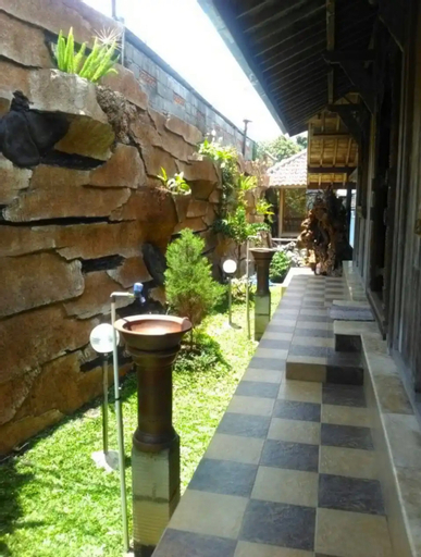 Villa Joglo Ngunut Bandungan, Semarang