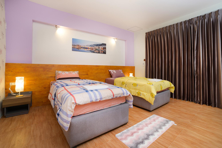 Bedroom 23