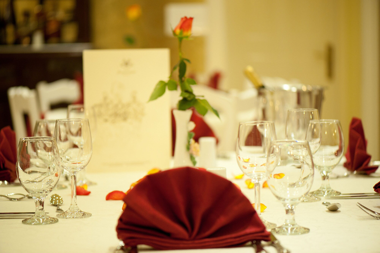 Food & Drinks 5, Anagennisis Hotel, West Greece