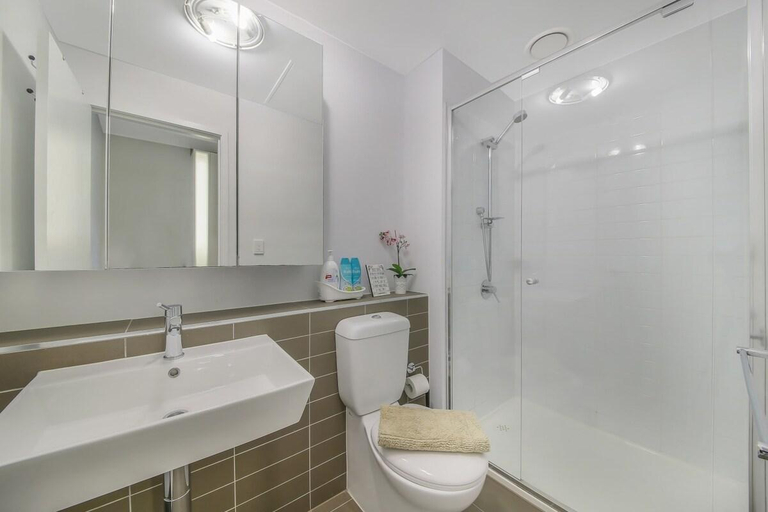 Bathroom 3, A Stylish & Comfy Studio Next to Southern Cross, Melbourne