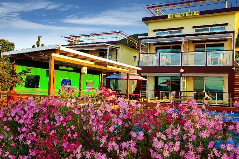 Exterior & Views 1, Ganghwado Sunset Beach Pension, Ganghwa