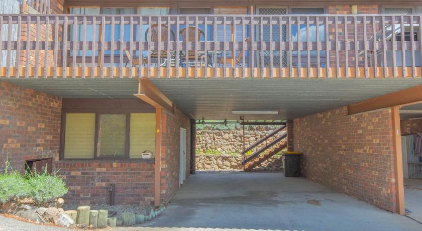 Exterior & Views 1, Snowy Saga 2 46 Gippsland Street, Snowy River