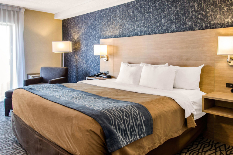 Bedroom 3, Comfort Inn Aéroport, Montréal