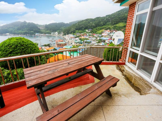 Others 5, Tongyeong Tiberias Pension, Tongyeong