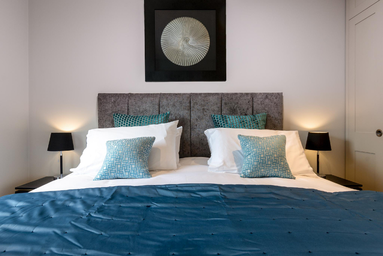 Bedroom 2, Bath Circle, Bath and North East Somerset