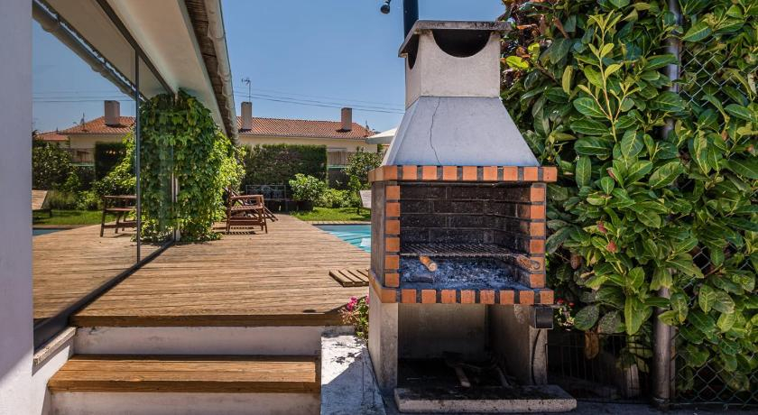 GuestReady - Sunset Pool House, Esposende