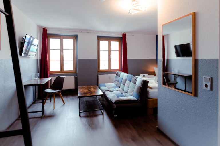Bedroom 4, Restaurant und Pension Alberthafen, Dresden